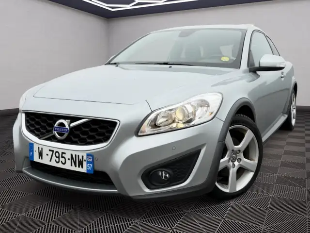 Volvo C30 2.0 D3 Momentum