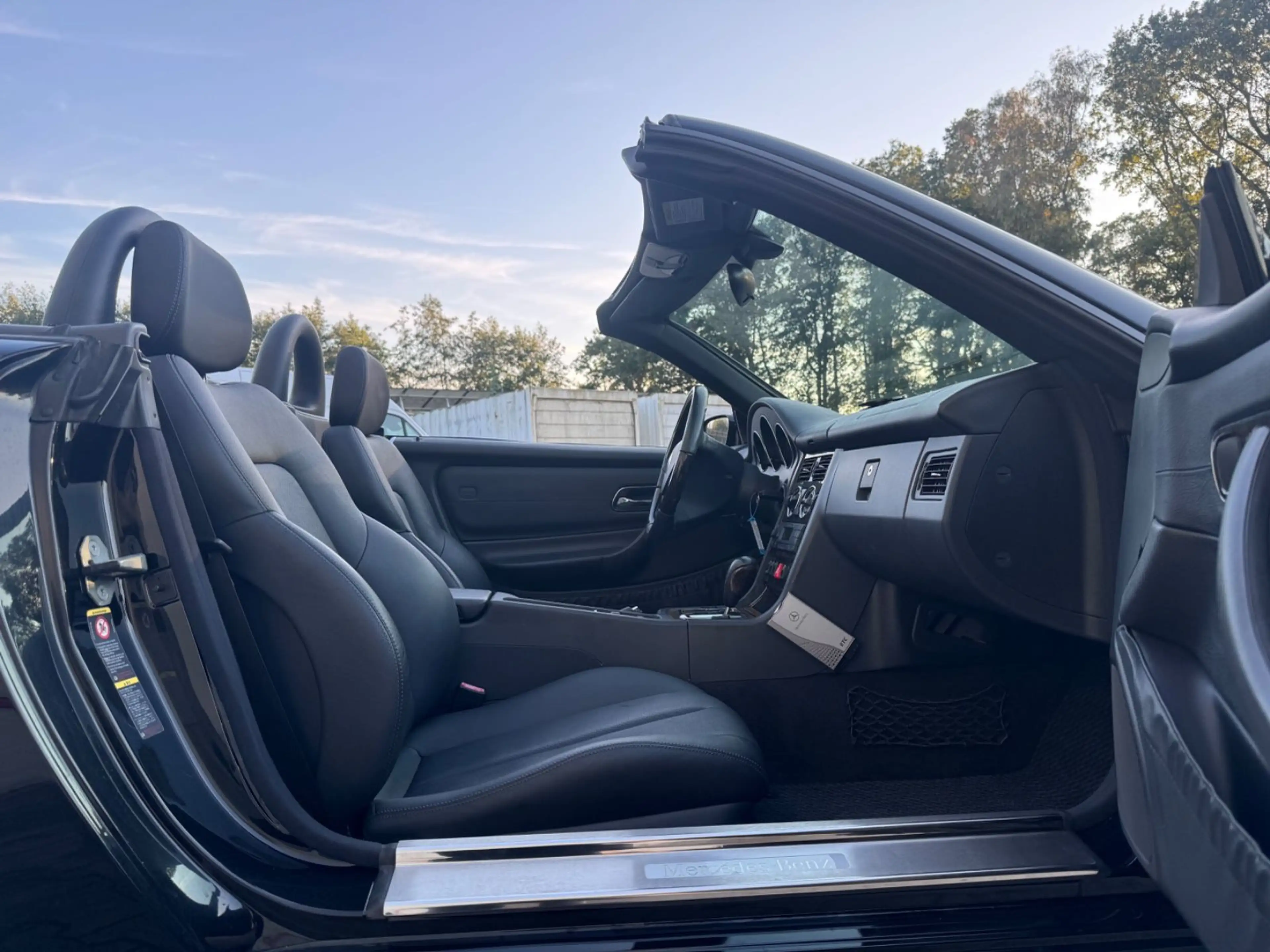 Mercedes-Benz SLK 320 aus 1.Hand /Erstlack rundum, AMG Alu, — photo 13