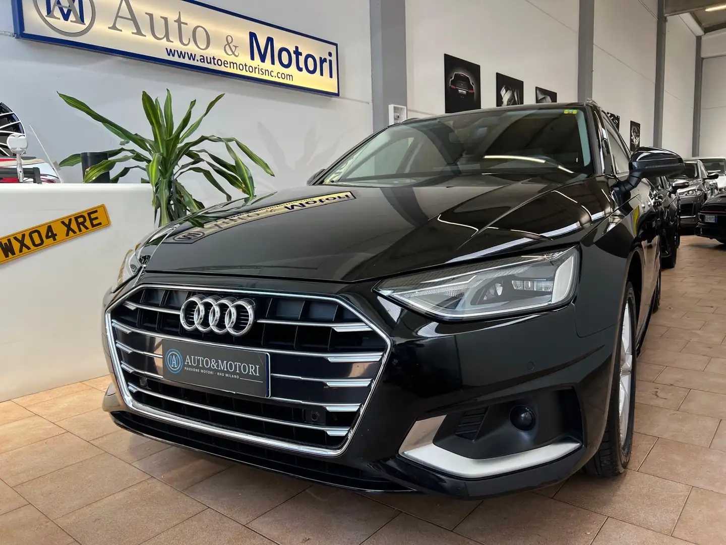Audi A4 A4 Avant 30 2.0 tdi mhev Business 136cv s-tronic Nero - 1