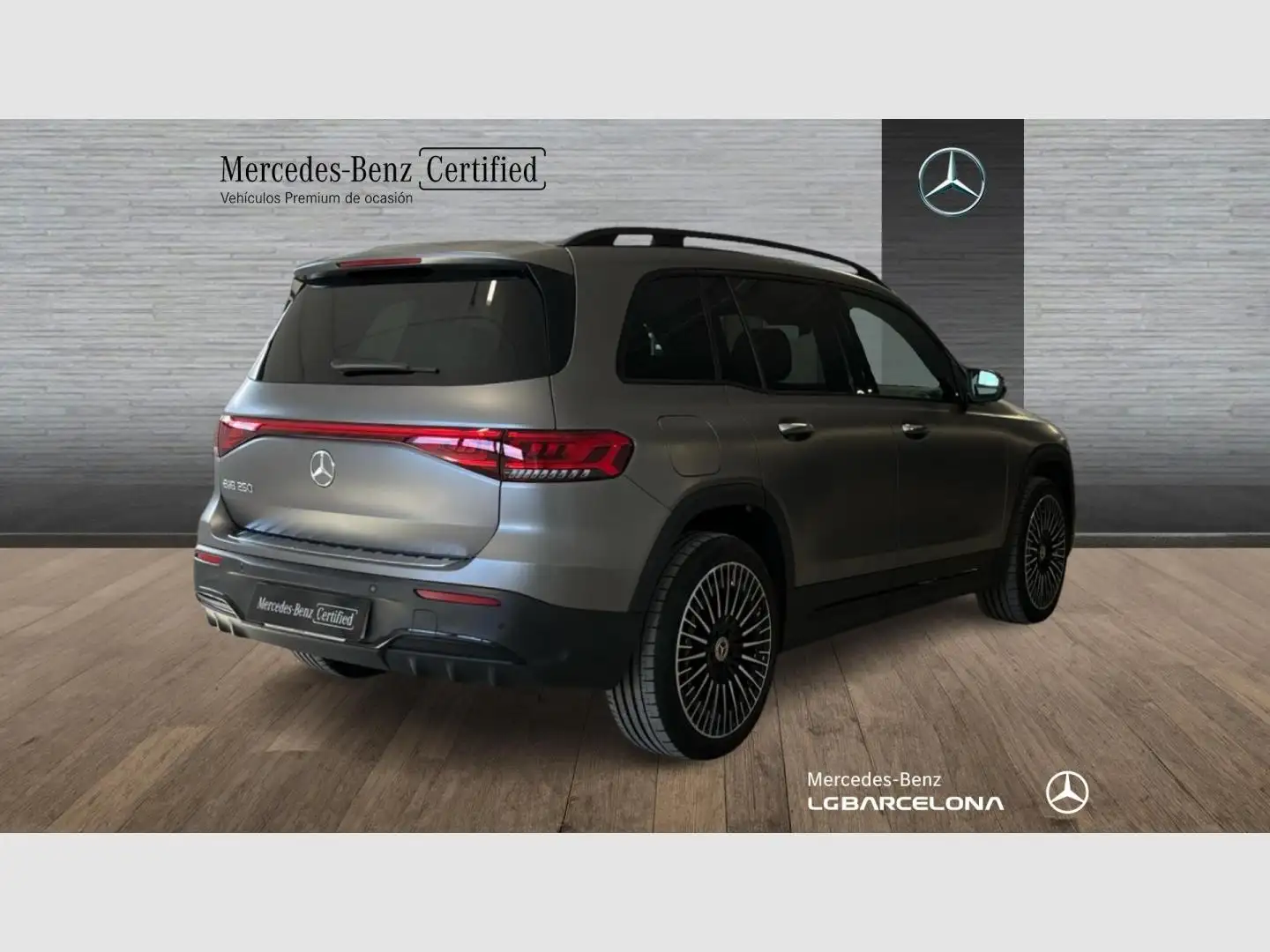 Mercedes-Benz EQB 250 AMG Line - 2