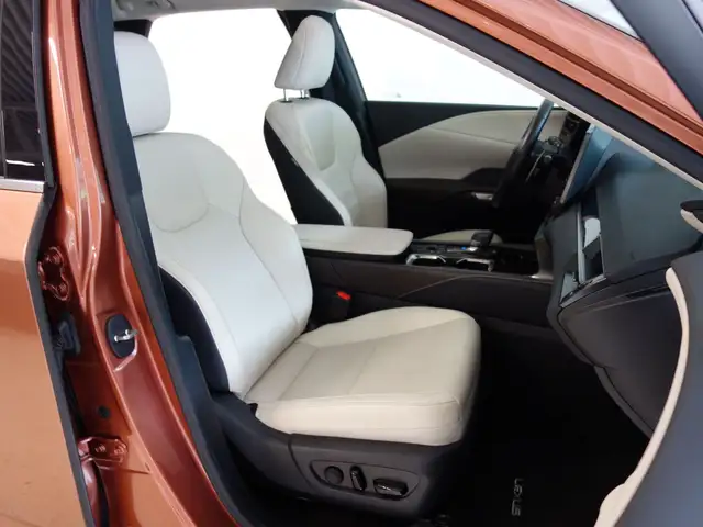 Lexus RX 450h 450h+ ALLRAD Executive PHEV Aut. *TRAUM-AUSSTATTU Ansicht 13