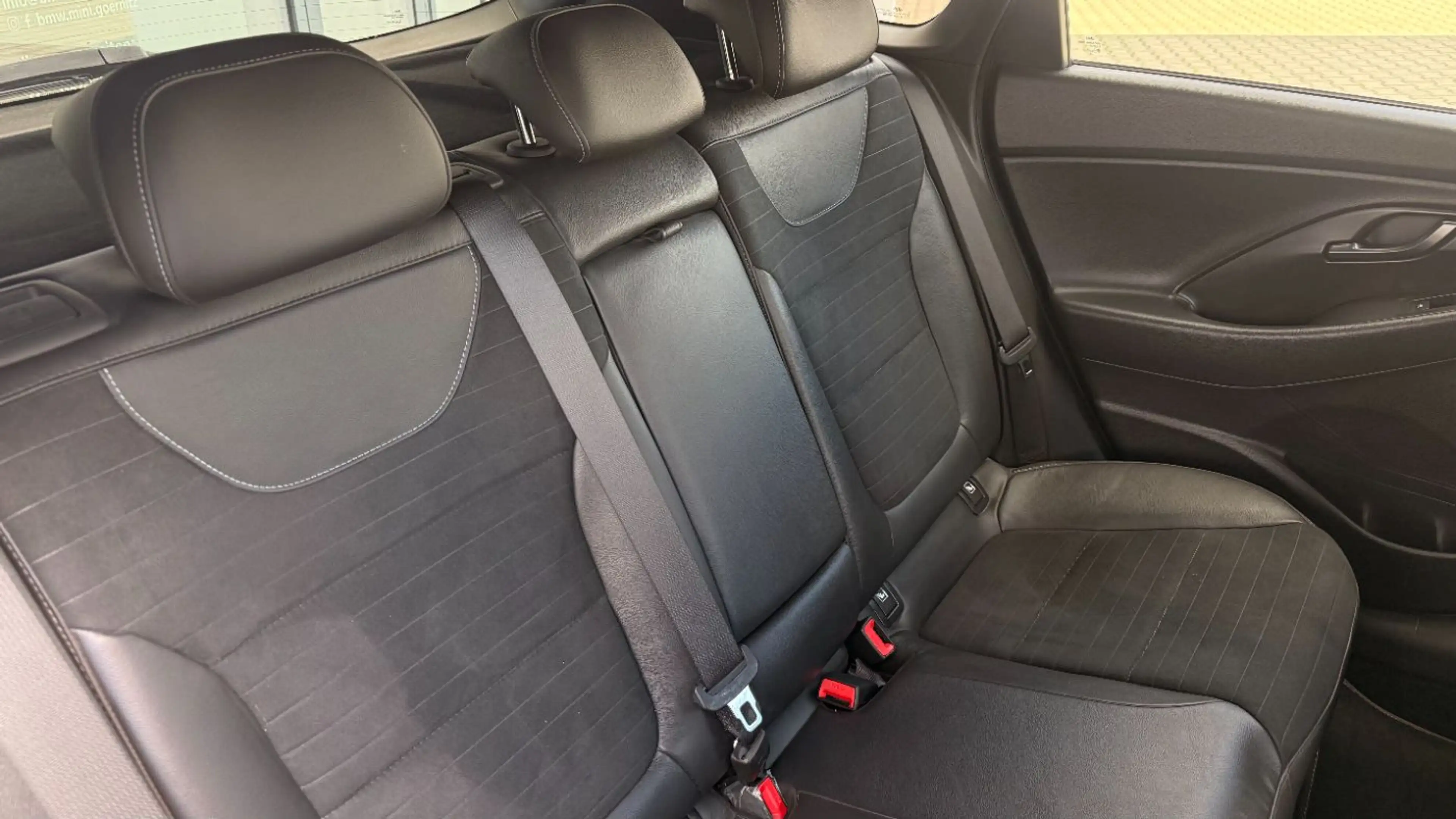 Hyundai i30 N PERFORMANCE 2.0/PANO/KOMFORT/NAVI/PDC/DAB — photo 15