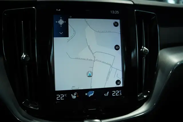 Volvo XC60 view 23
