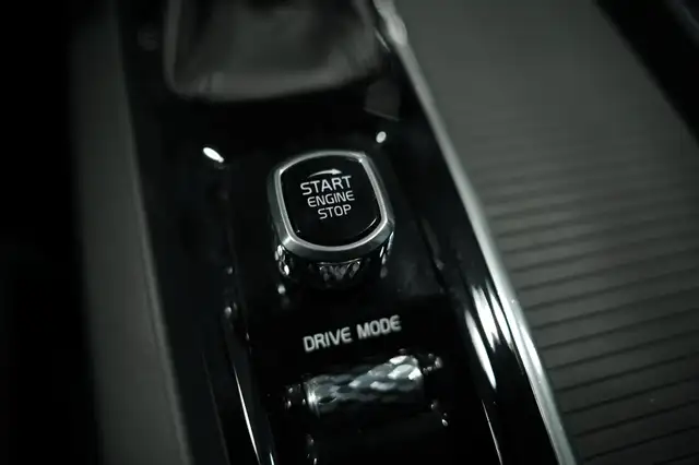 Volvo XC60 view 21