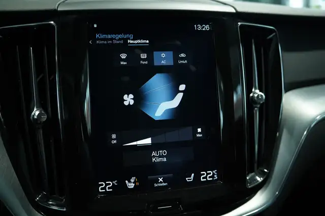 Volvo XC60 view 27