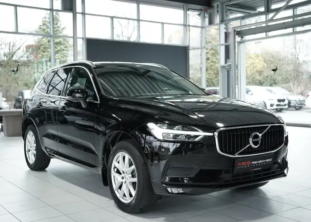 Volvo XC60 view 5