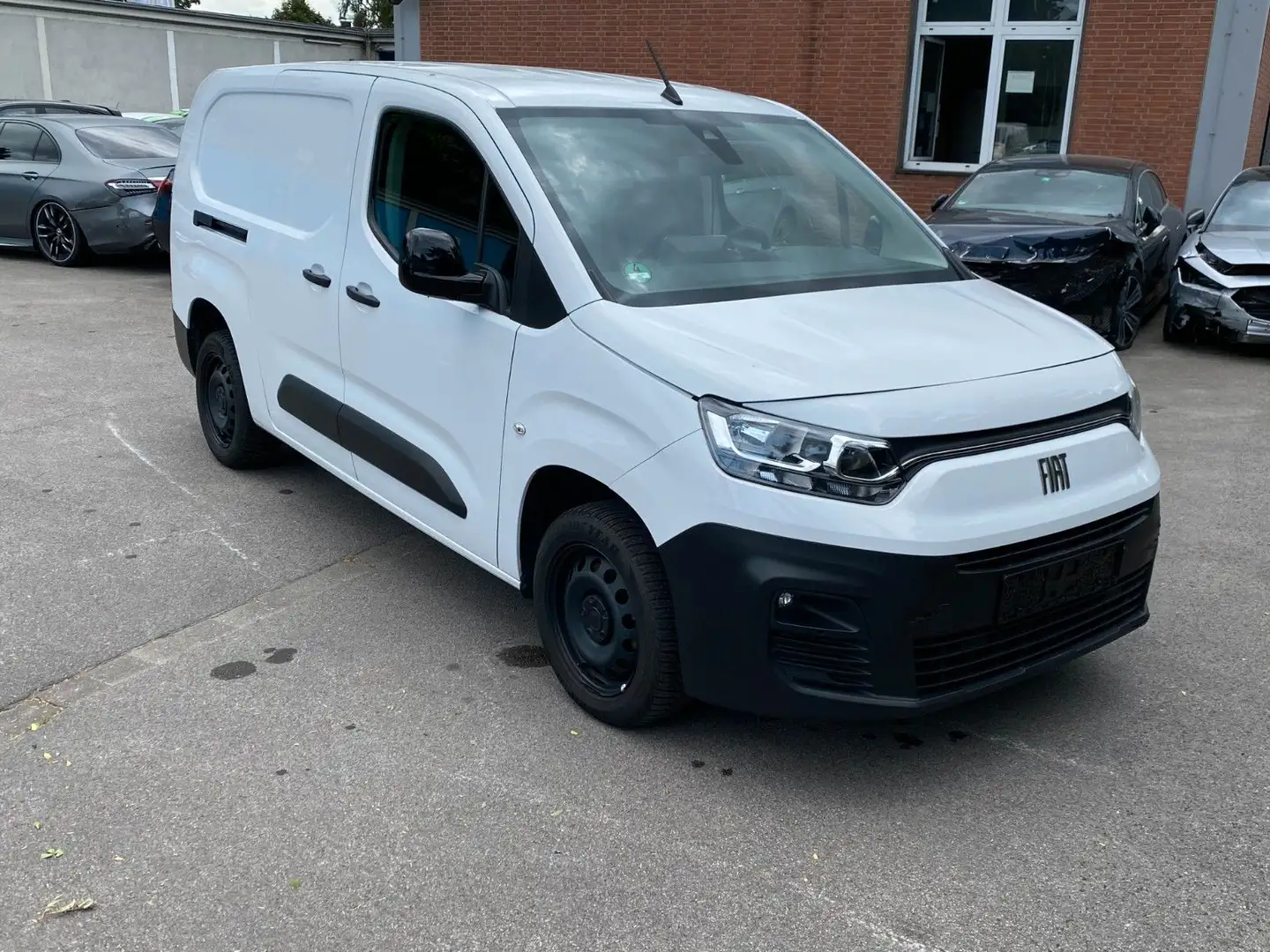 Fiat Doblò 1.5 BlueHDi Kasten L2  *FACELIFT* Blanc - 2