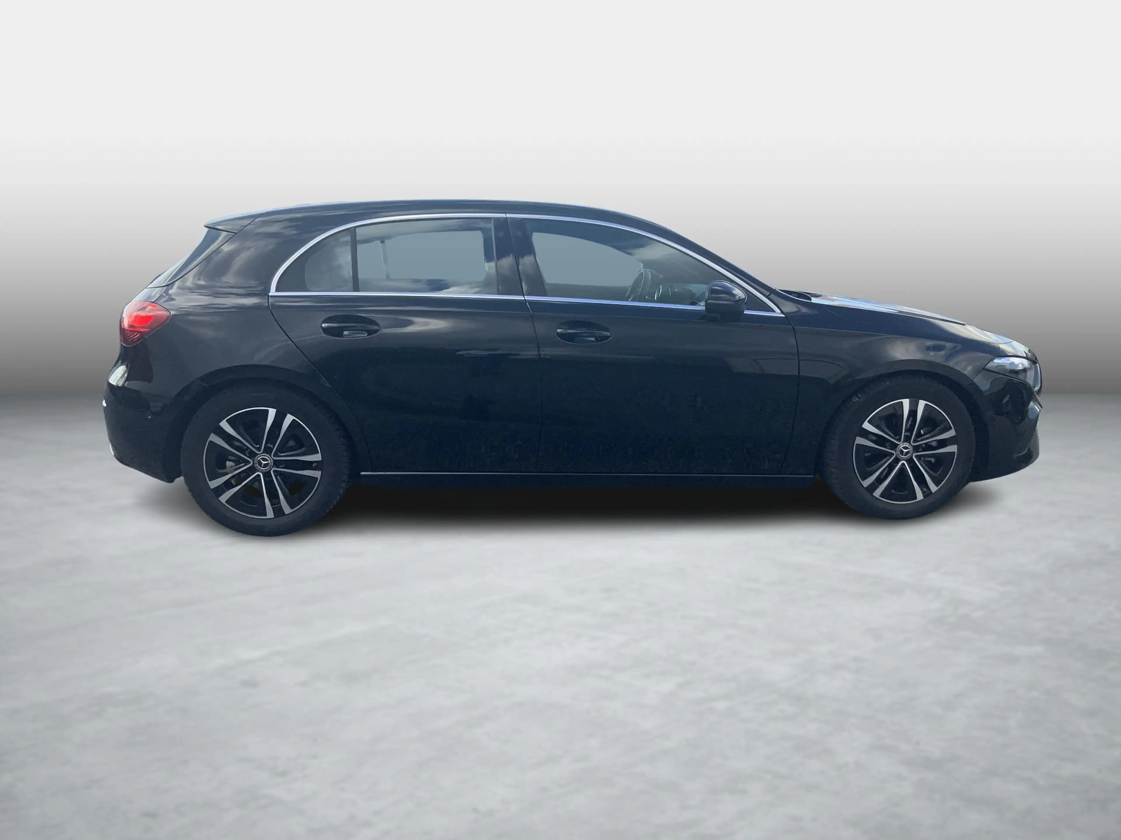 Mercedes-Benz A 180 Business Line — photo 9