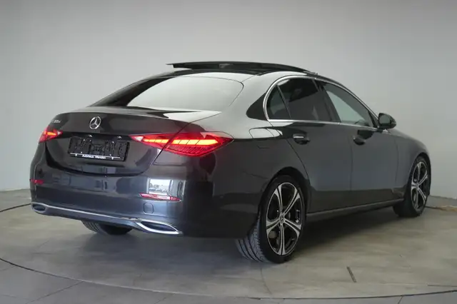 Mercedes-Benz C-Class view 5