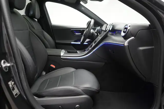 Mercedes-Benz C-Class view 14