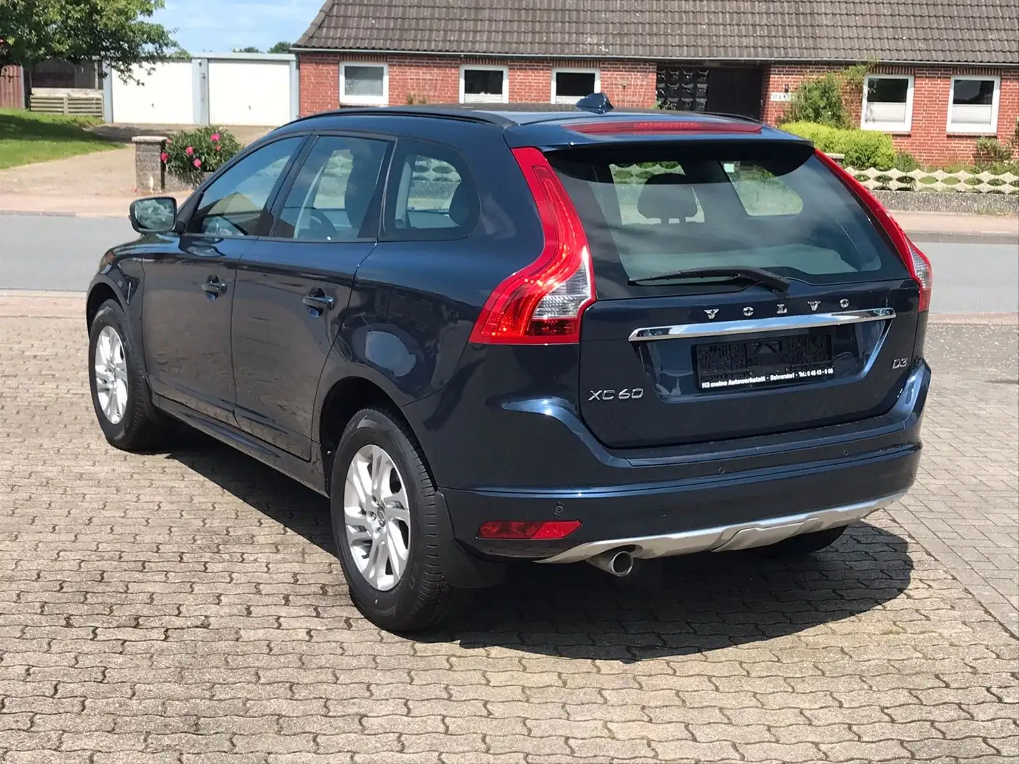 Volvo XC60 Volvo XC60 Kinetic 2WD*AUTOMATIK*SOUND*XENON*uvm Blau - 2