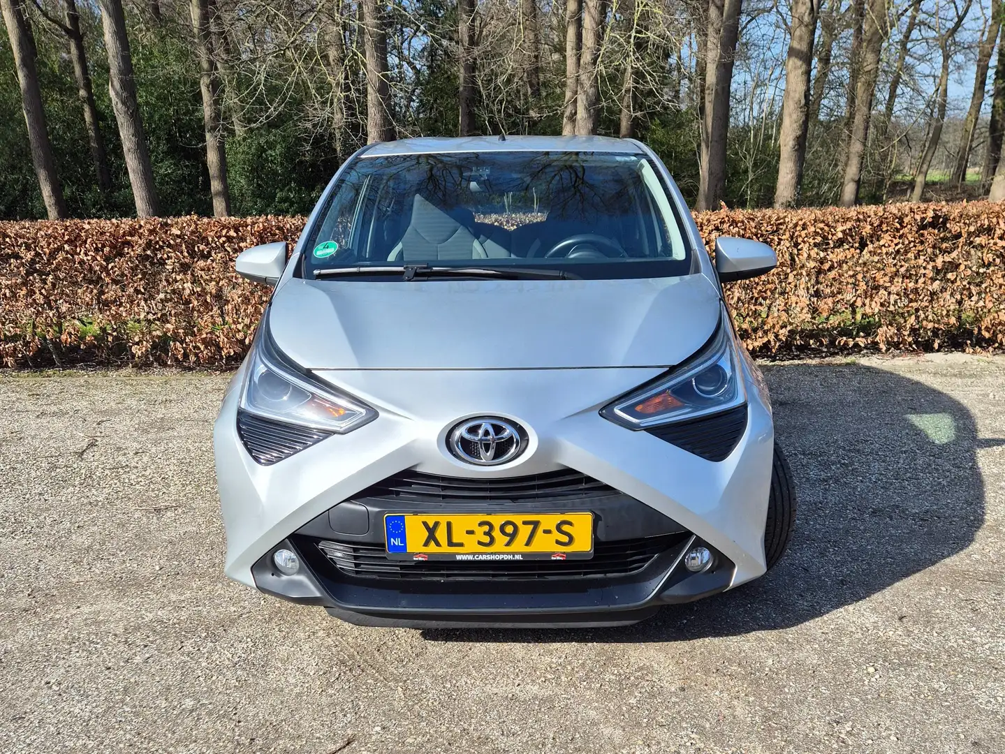 Toyota Aygo Aygo 1.0 VVT-i x-cite Stříbrná - 2