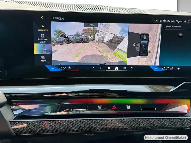 BMW 5 Series view 8
