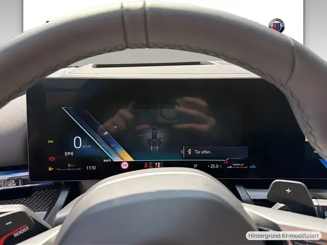 BMW 5 Series view 9