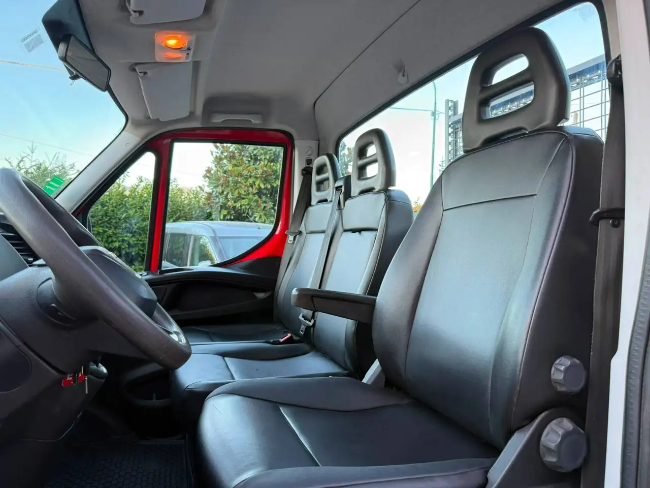 Iveco Daily 2021 — фото 15
