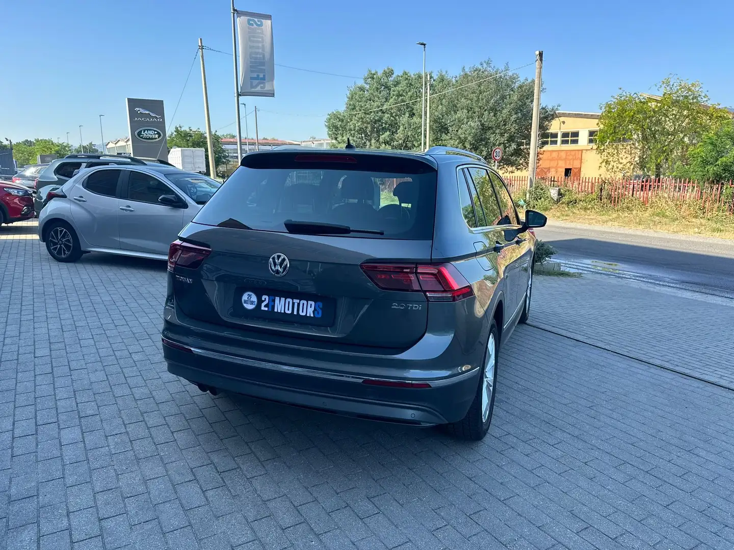 Volkswagen Tiguan 2.0 tdi Business 150cv dsg Grigio - 2