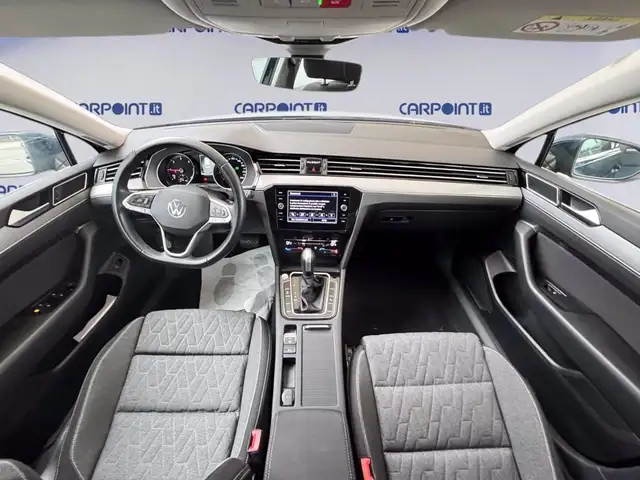 Volkswagen Passat view 12