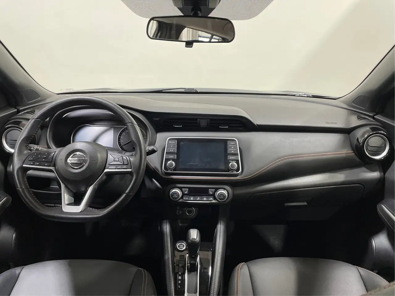 Nissan Kicks снимка Nissan Kicks