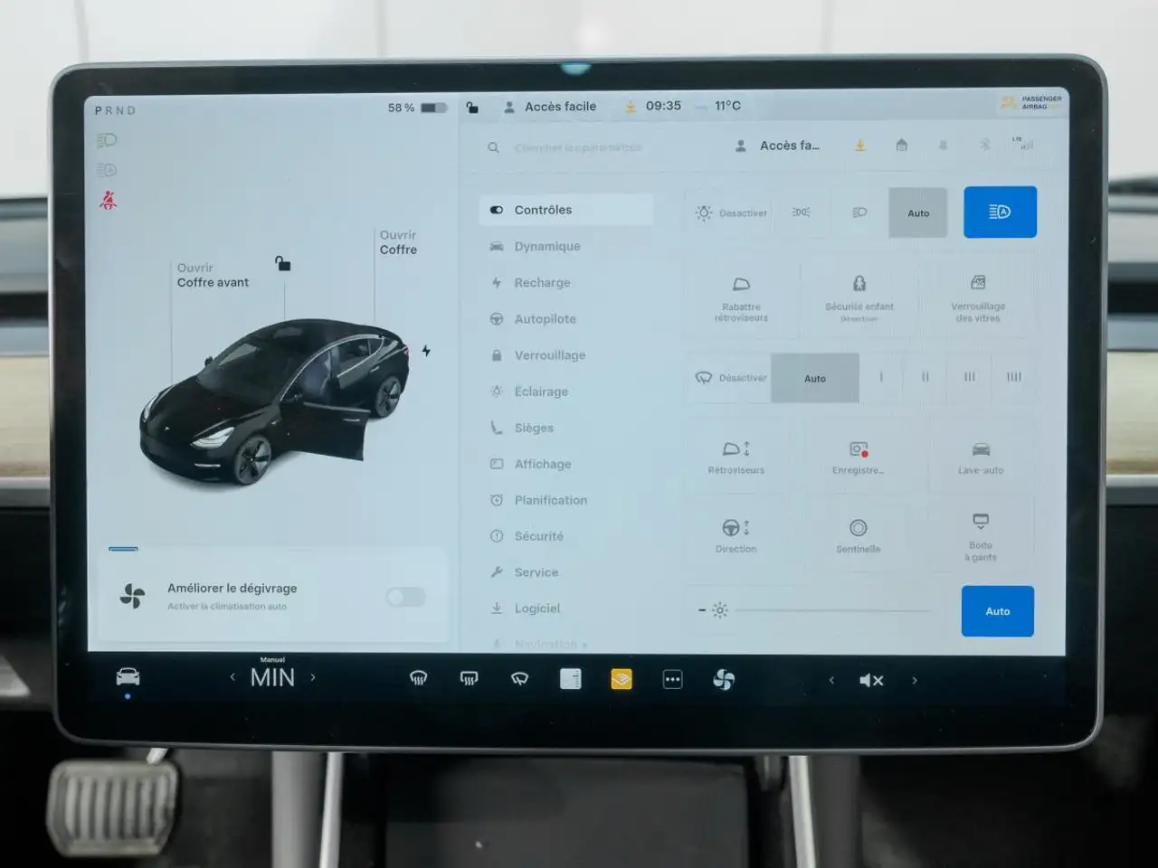 Tesla Model 3 снимка Tesla Model 3