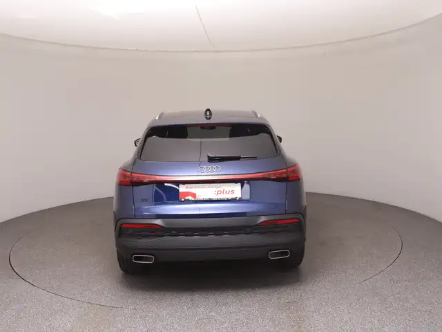 Audi Q5 view 6