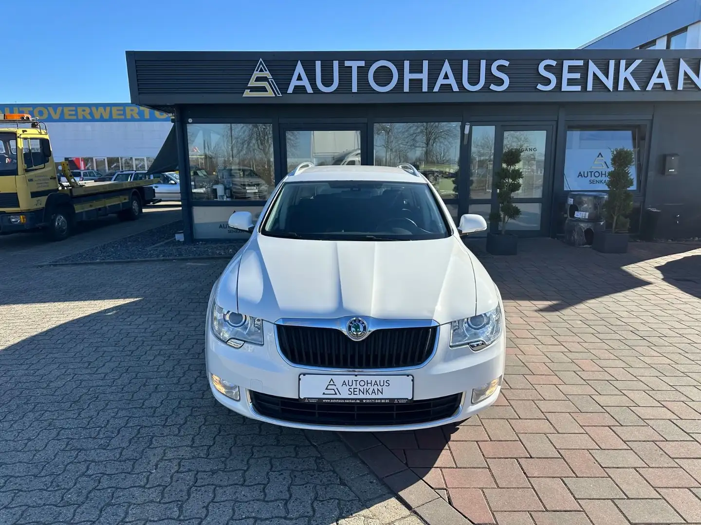 Skoda Superb 2.0 TDI DSG Combi Elegance*BI-XENON*SHZ* Blanc - 2