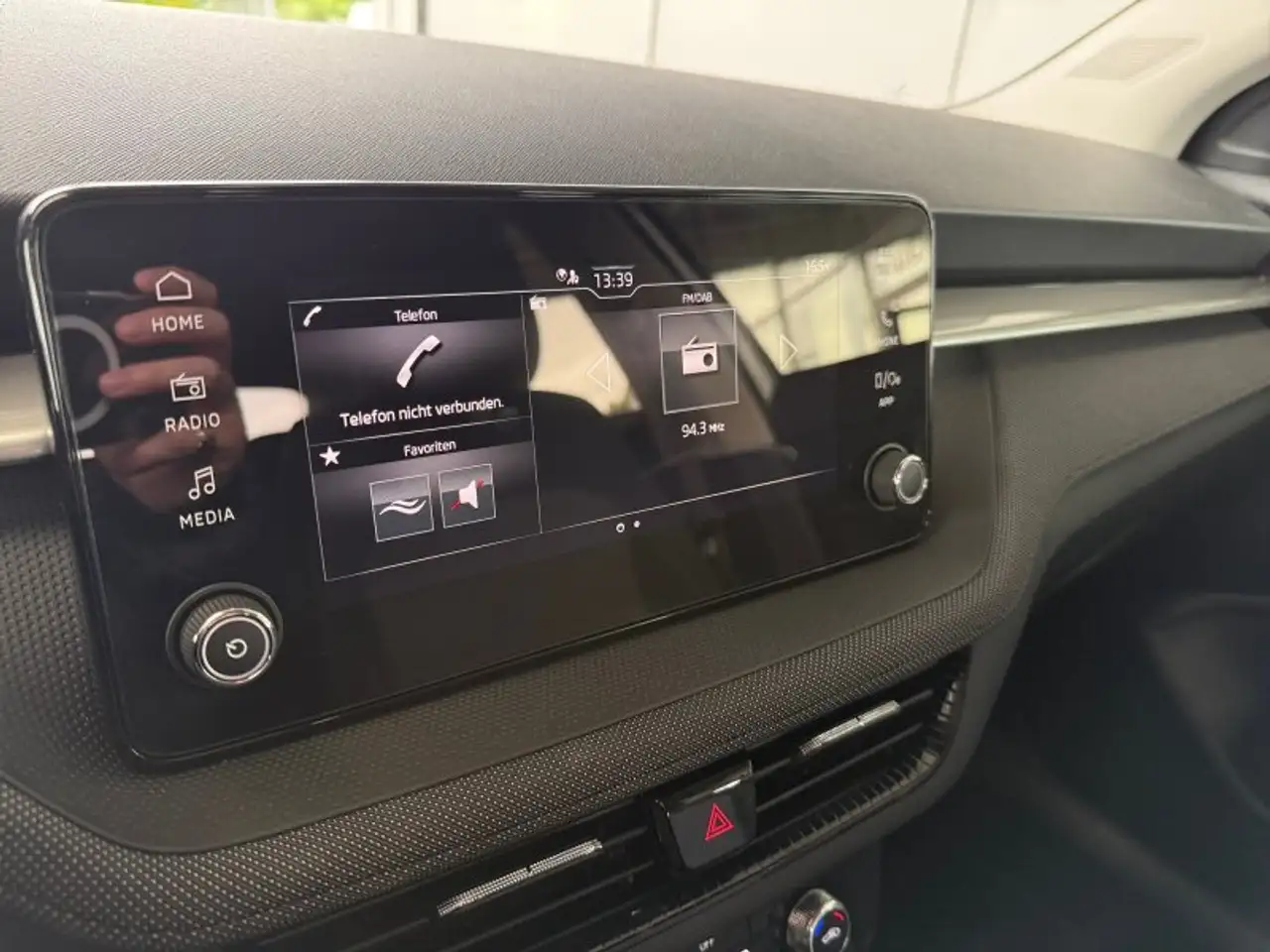 Skoda Fabia 1,0TSI DSG 2-Z.Klimaaut/Winterp/Temp/LED/Pdc, миниатюра 24