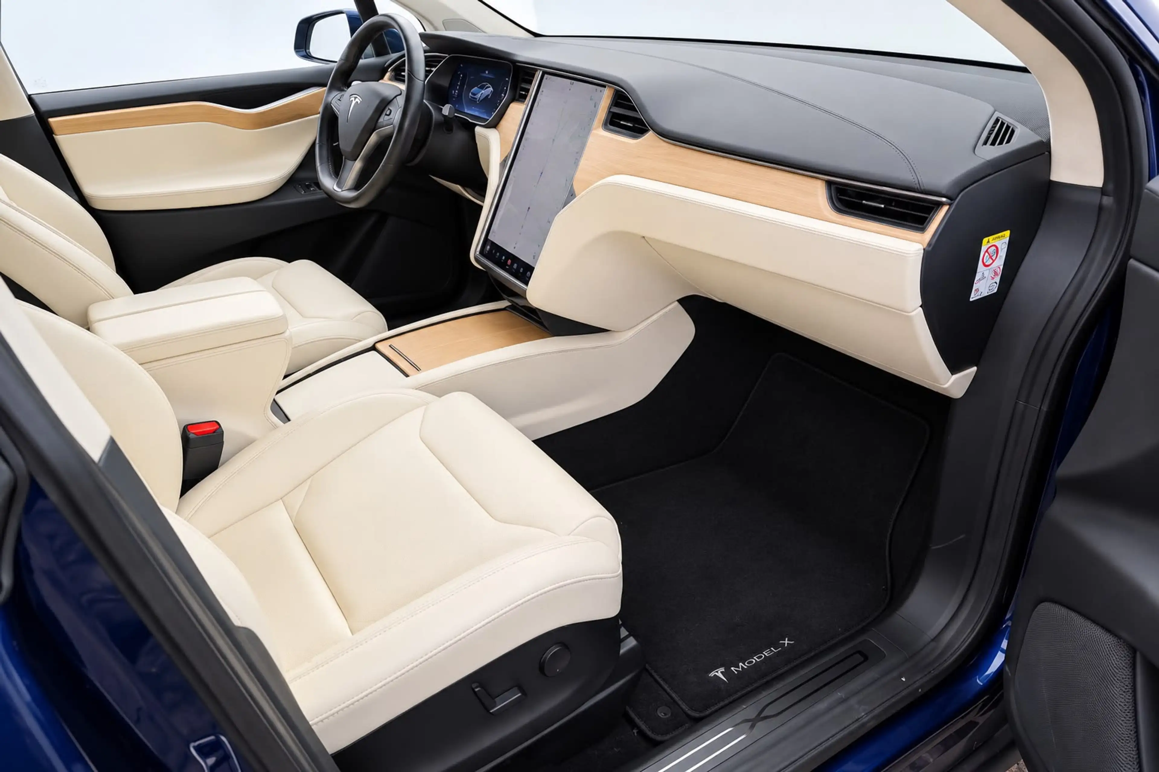 Tesla Model X 75D Base 7p. — photo 13