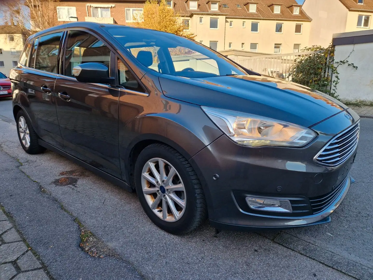 Ford Grand C-Max Premium/3Jh Garantie+Inspktion inkls Gris - 2