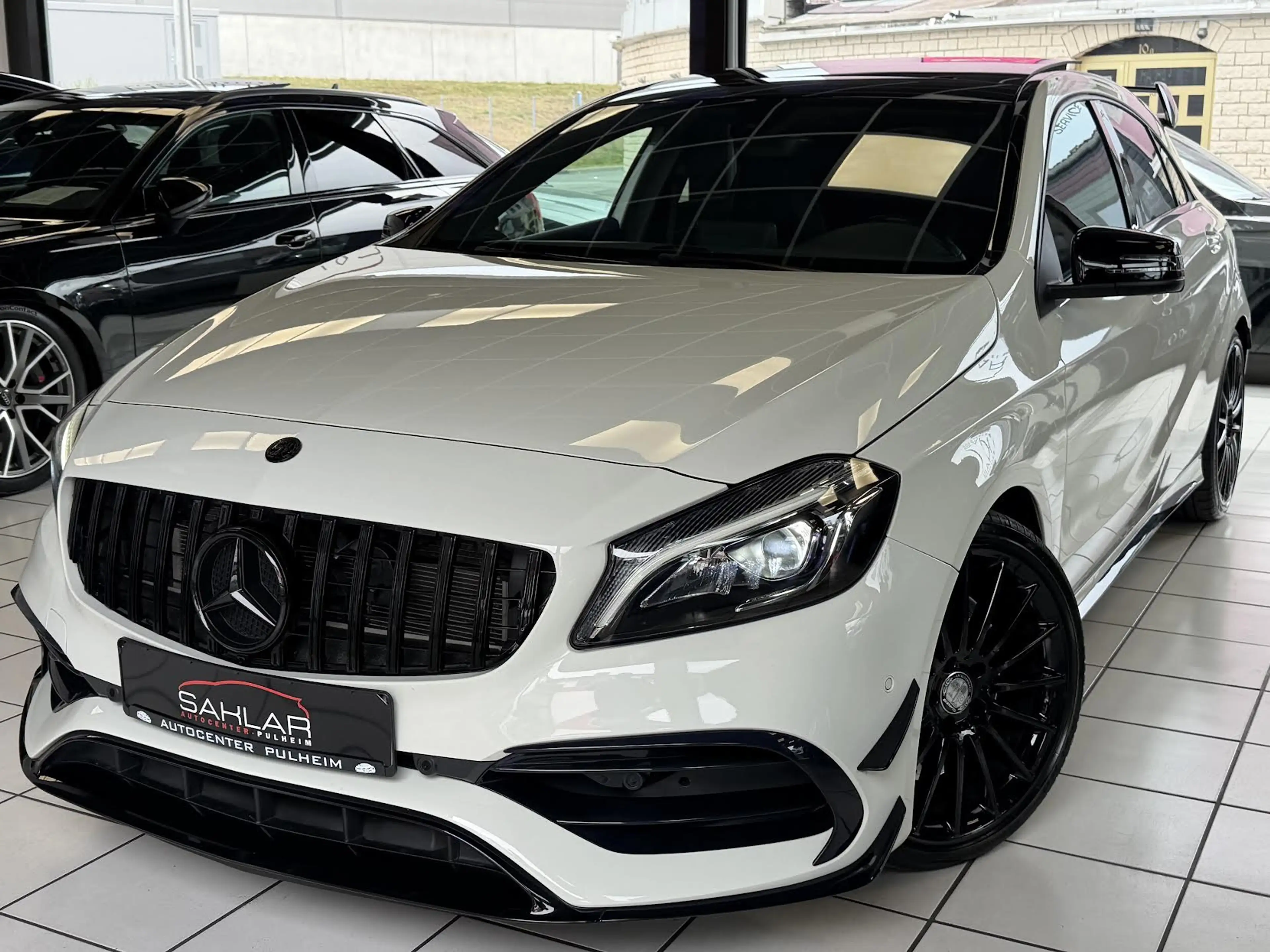 Mercedes-Benz A 45 AMG A 45 AMG 4Matic°AERO PAKET°PANO°KAMERA