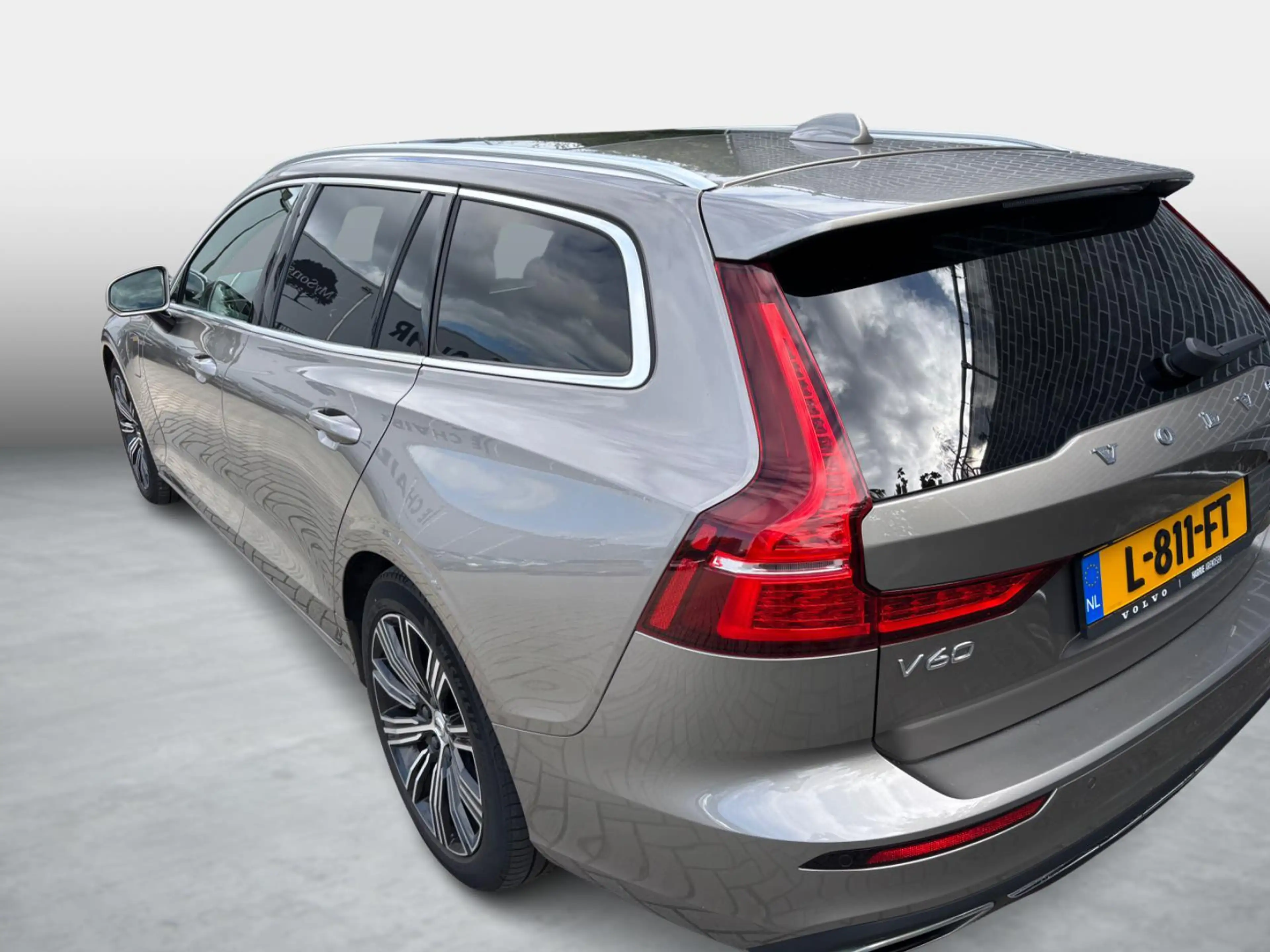 Volvo V60 2.0 T8 Recharge AWD Inscription | Plug-in Hybrid ( — photo 4