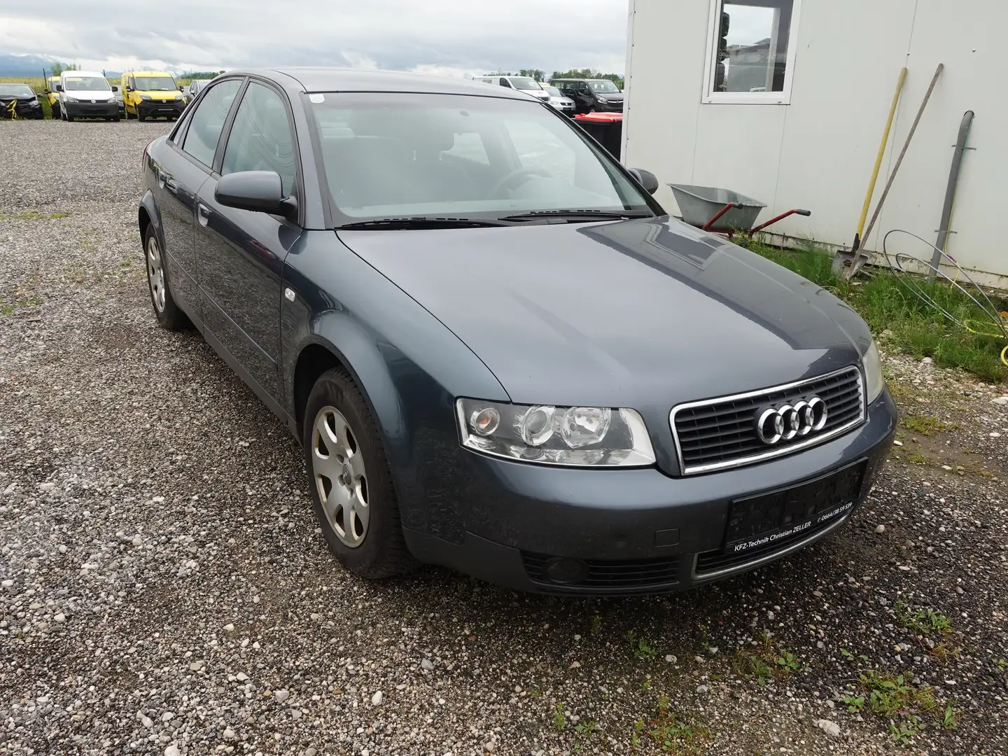 Audi A4 1,9 TDI Grijs - 2