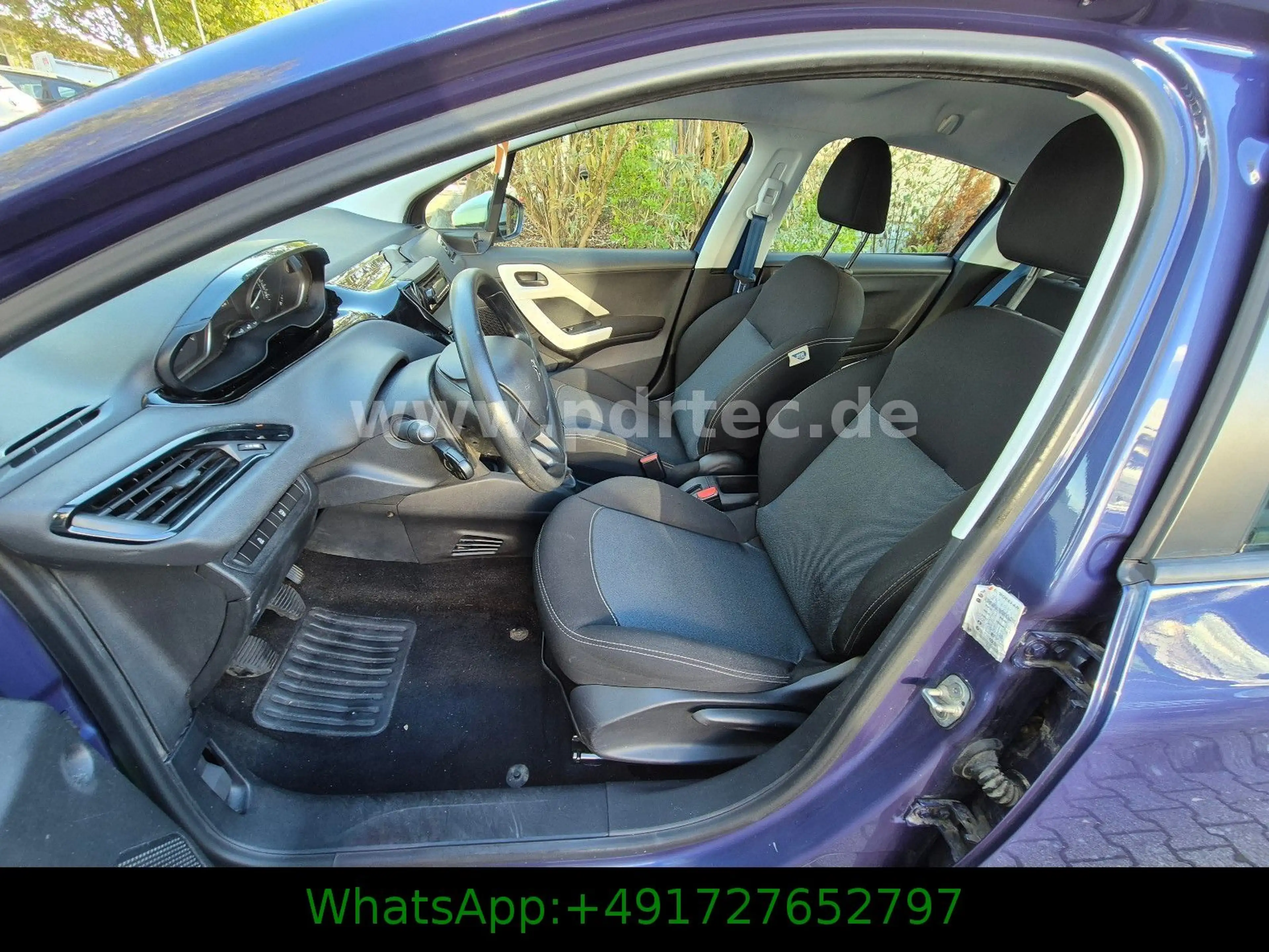 Peugeot 208 *PureTech*68*Like* — photo 11