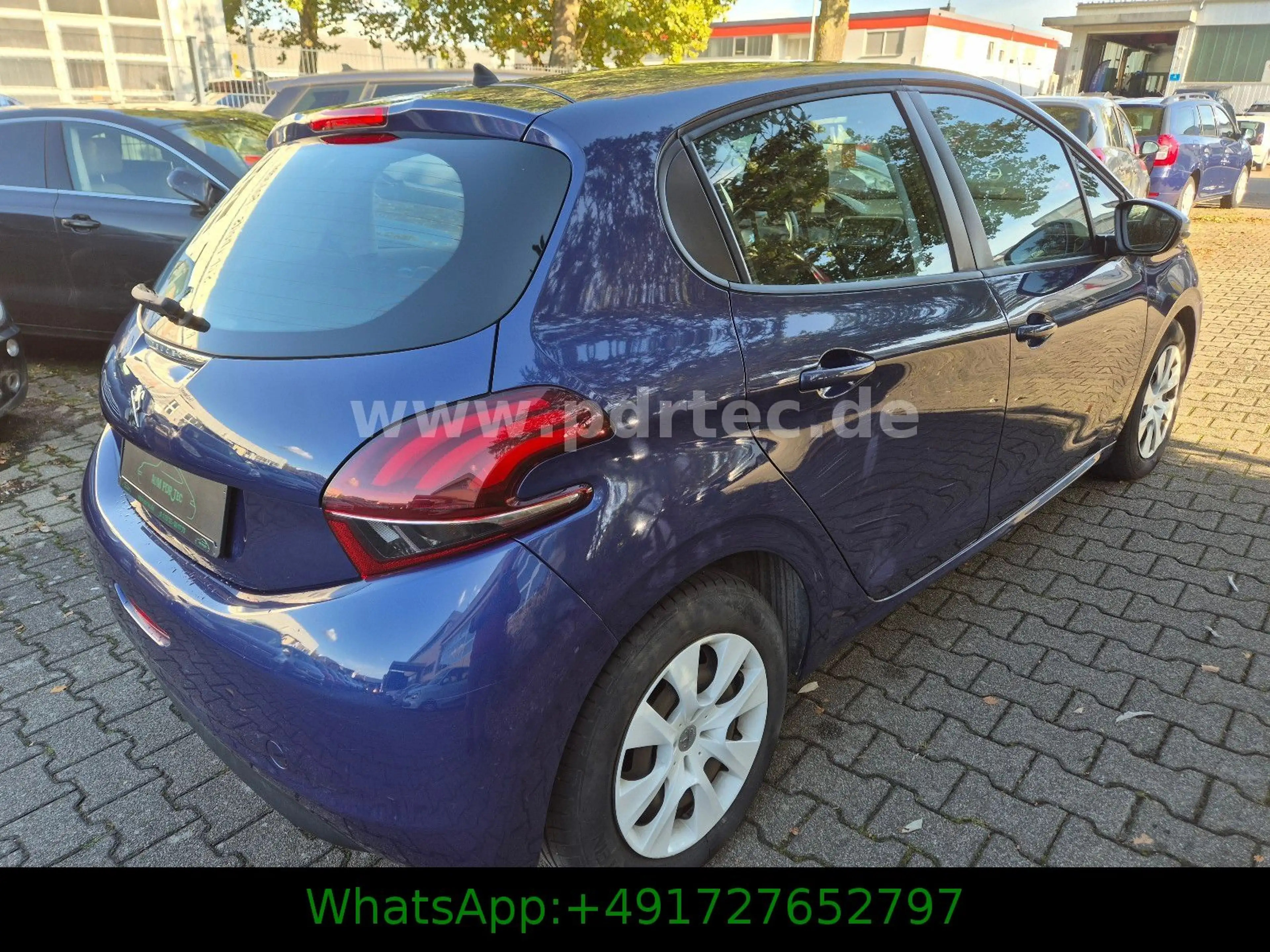 Peugeot 208 *PureTech*68*Like* — photo 4