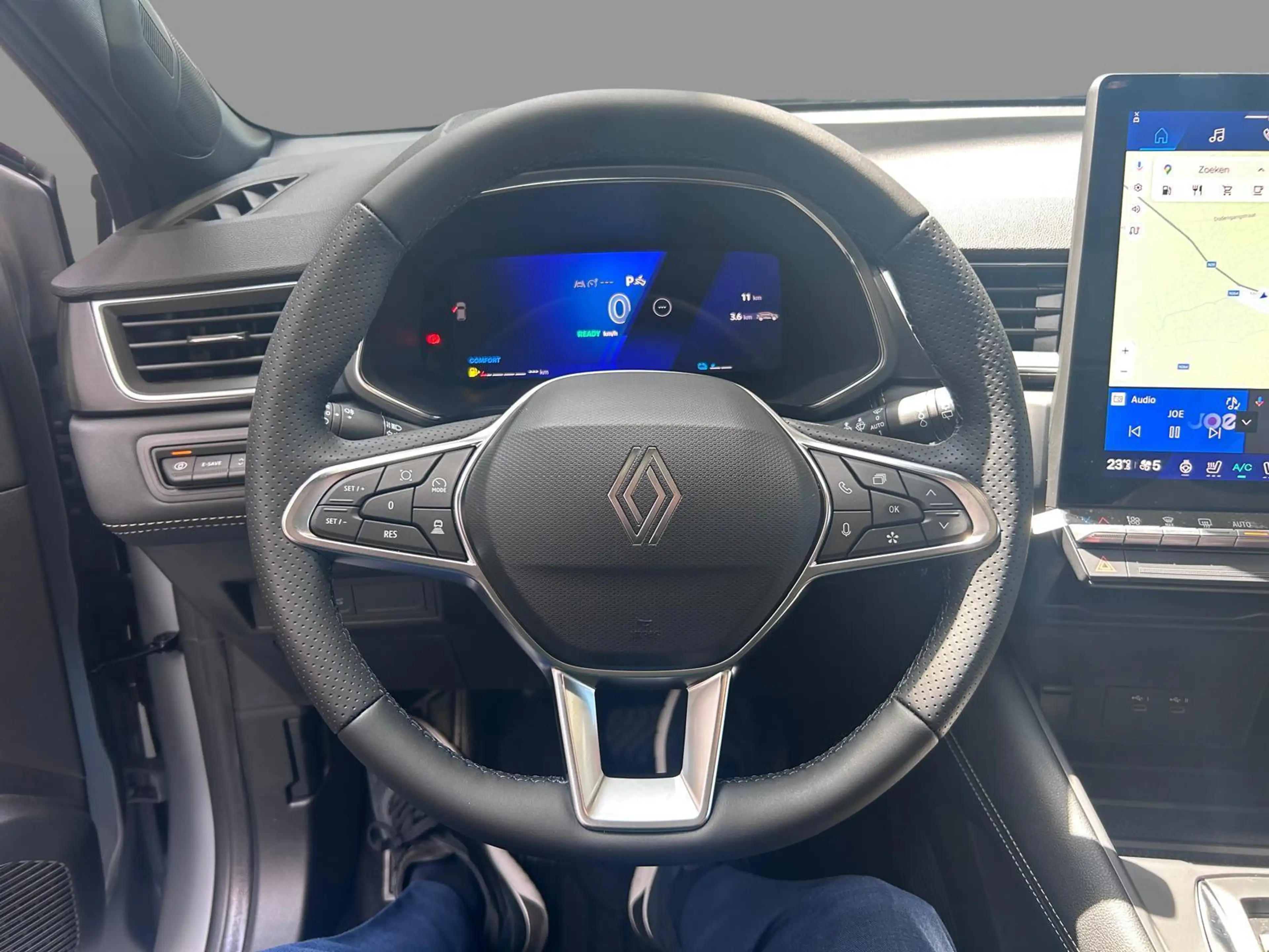 Renault Symbioz Iconic — photo 12