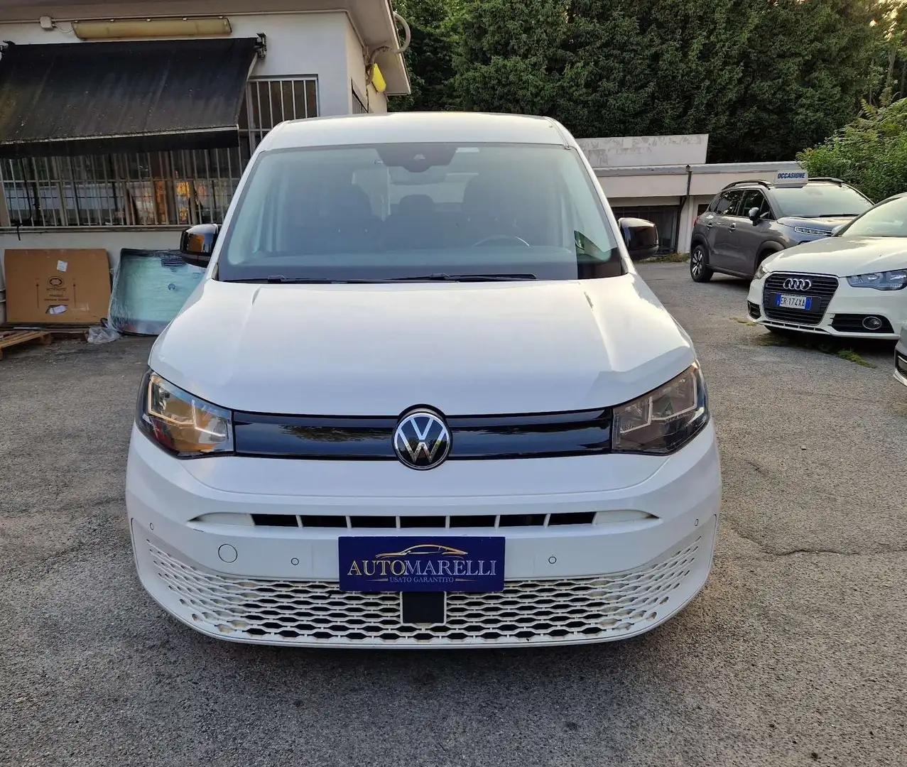 Volkswagen Caddy 2.0 TDI 102 CV LIFE MAXI 7 POSTI Bílá - 2