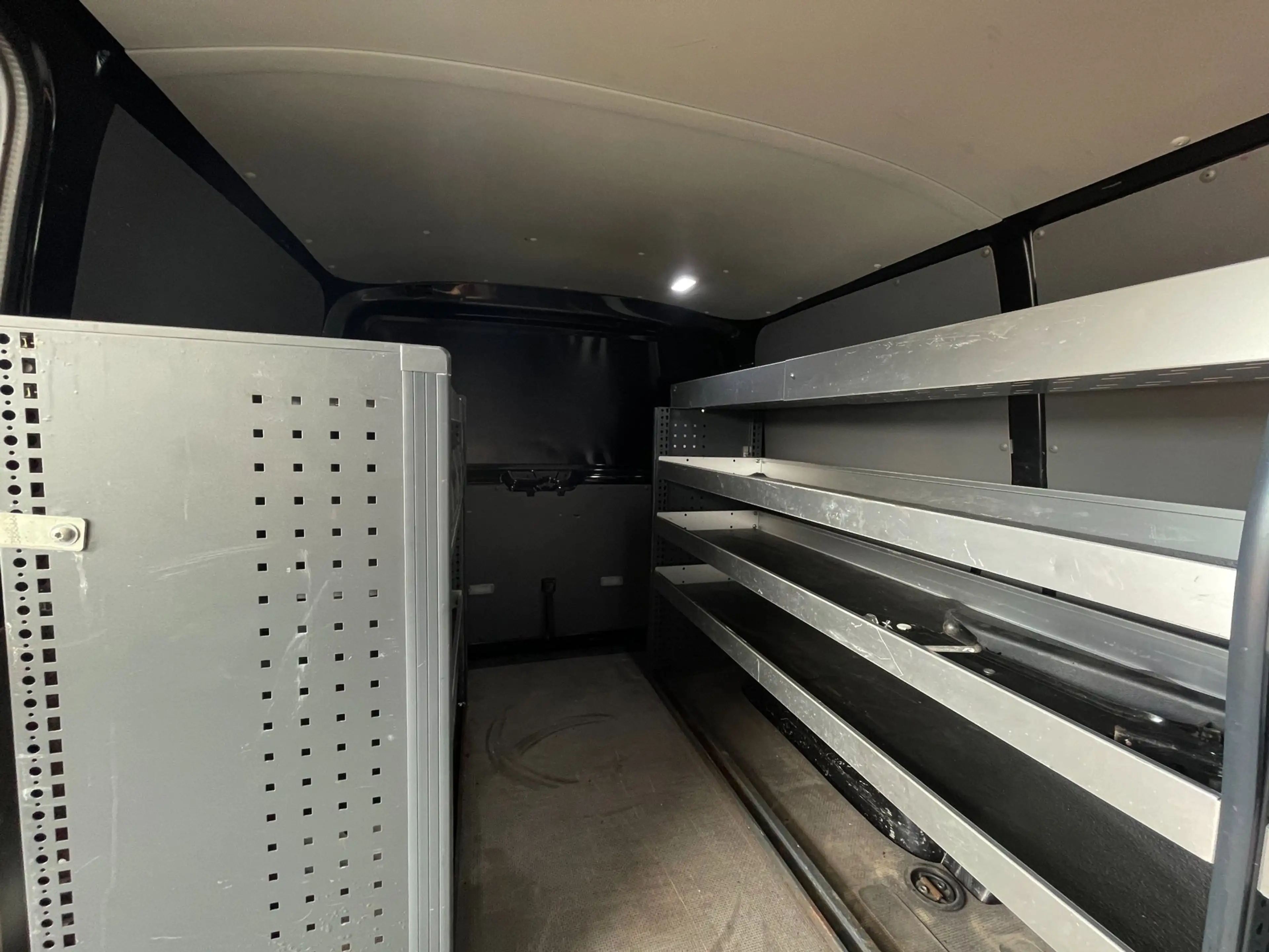 Volkswagen Transporter 6.1 L1H1|3-zits|Carplay|Camera|Trekhaak|2200kg tre — photo 6