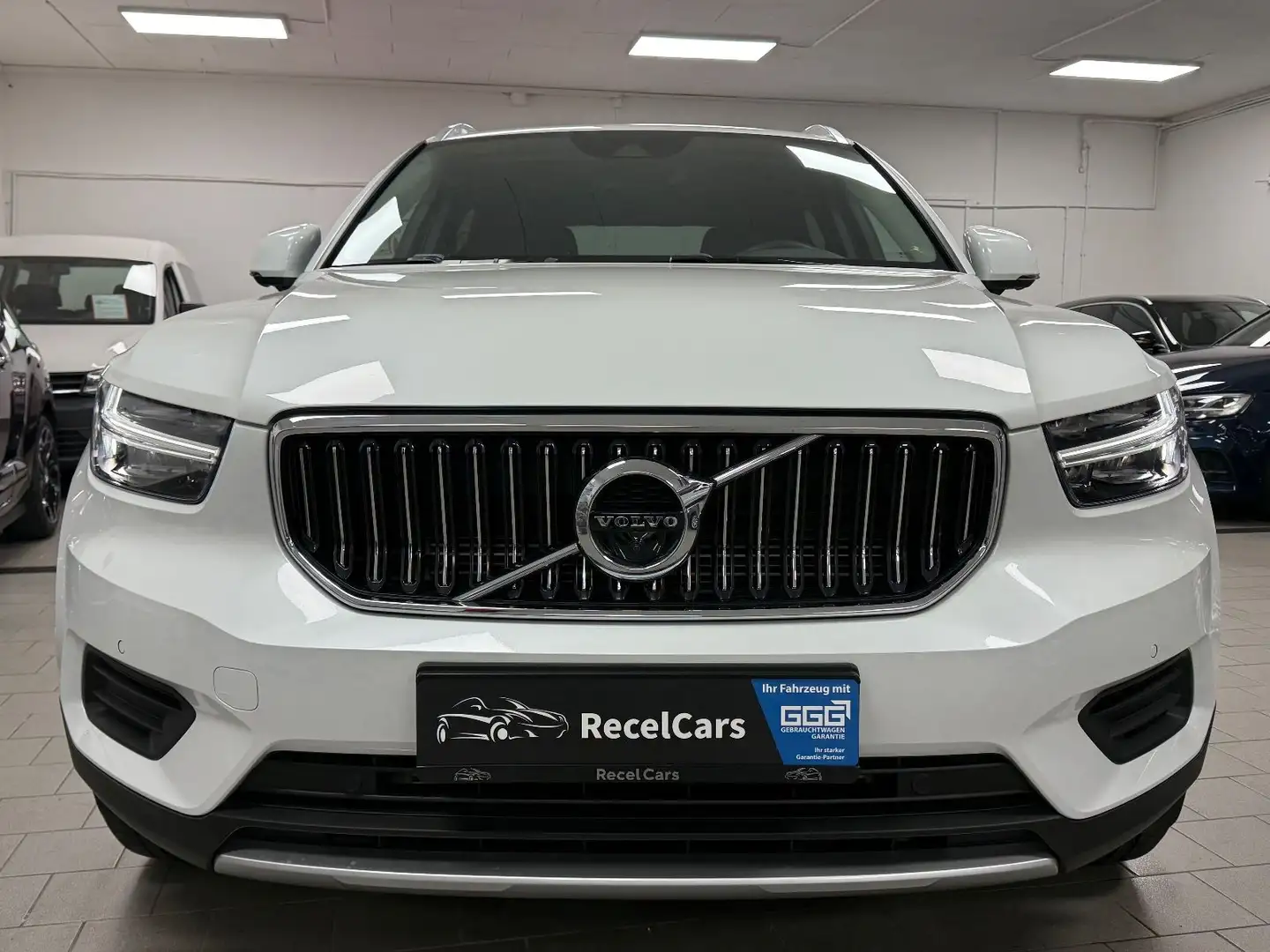 Volvo XC40 Inscription Expression*AHK*360°CAM *PILOT* Weiß - 2