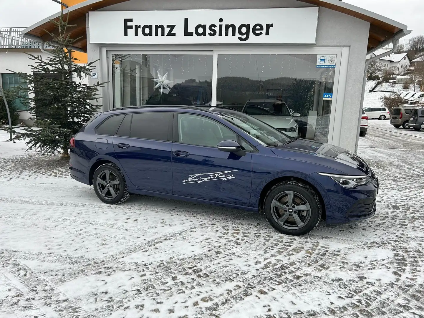 Volkswagen Golf Variant Life TDI 4MOTION DSG Blau - 1