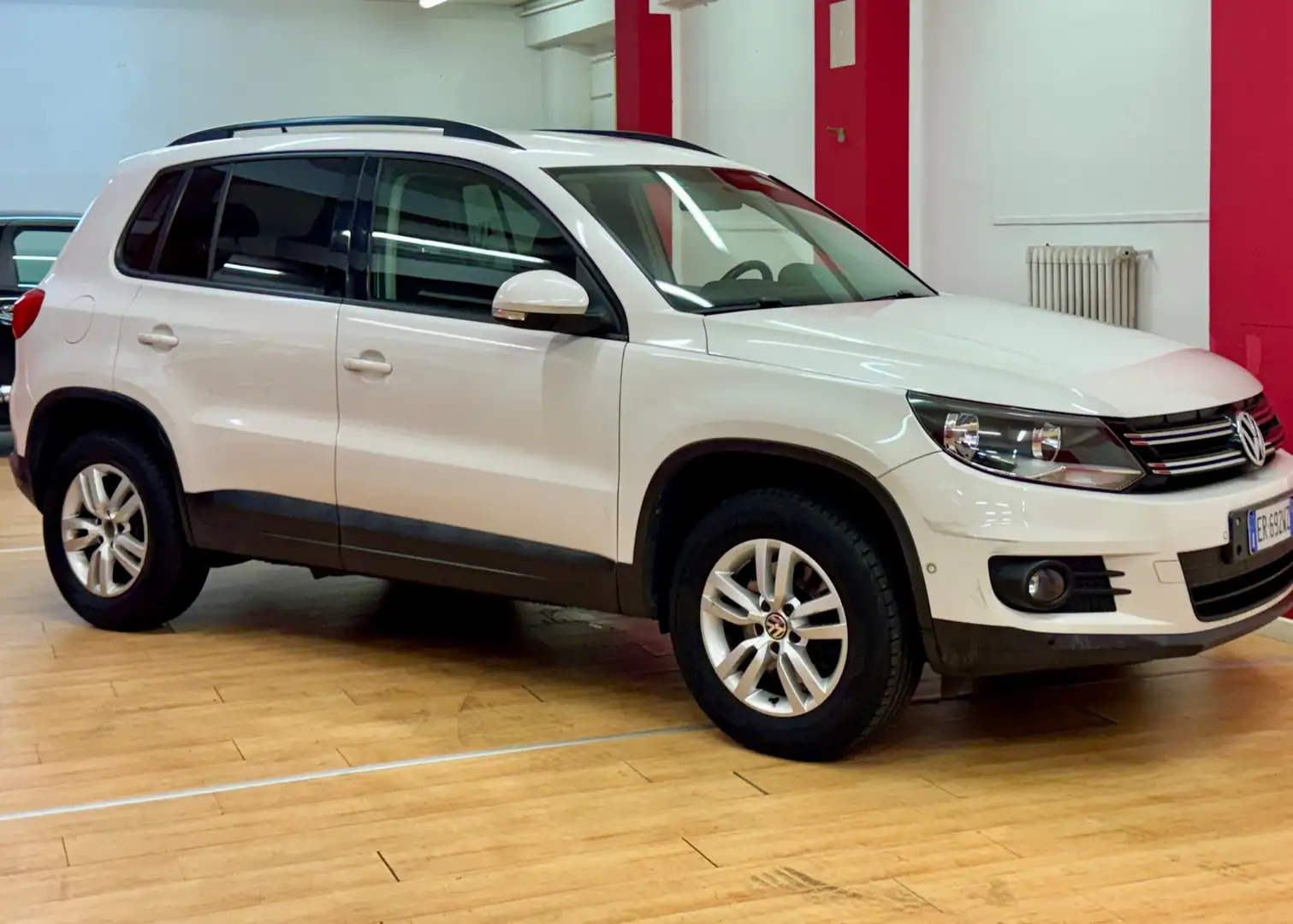 Volkswagen Tiguan 1.4 tsi Euro5  Trend&Fun Tagliandi Vw Garantita Bianco - 1