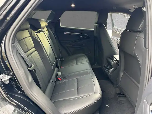 Land Rover Range Rover Evoque view 5