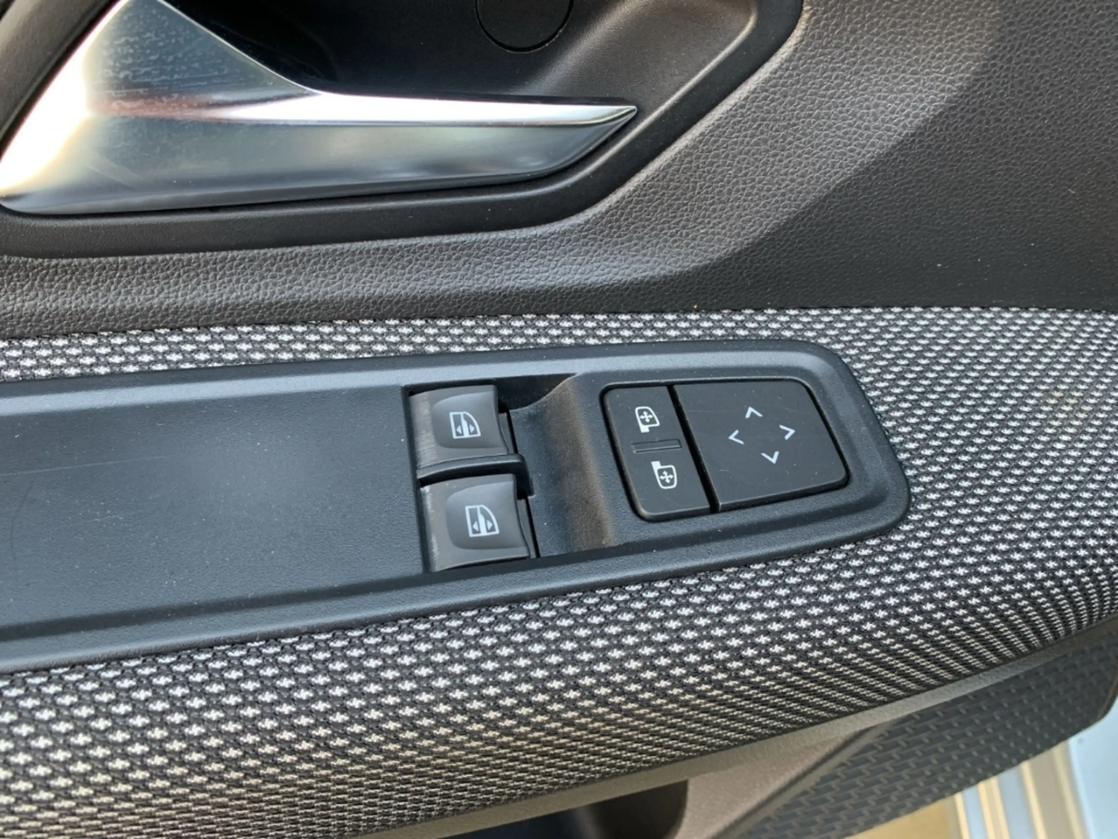 Dacia Sandero COMFORT TCE 100 ECO-G Comfort LPG+KLIMA+RADIO — photo 20