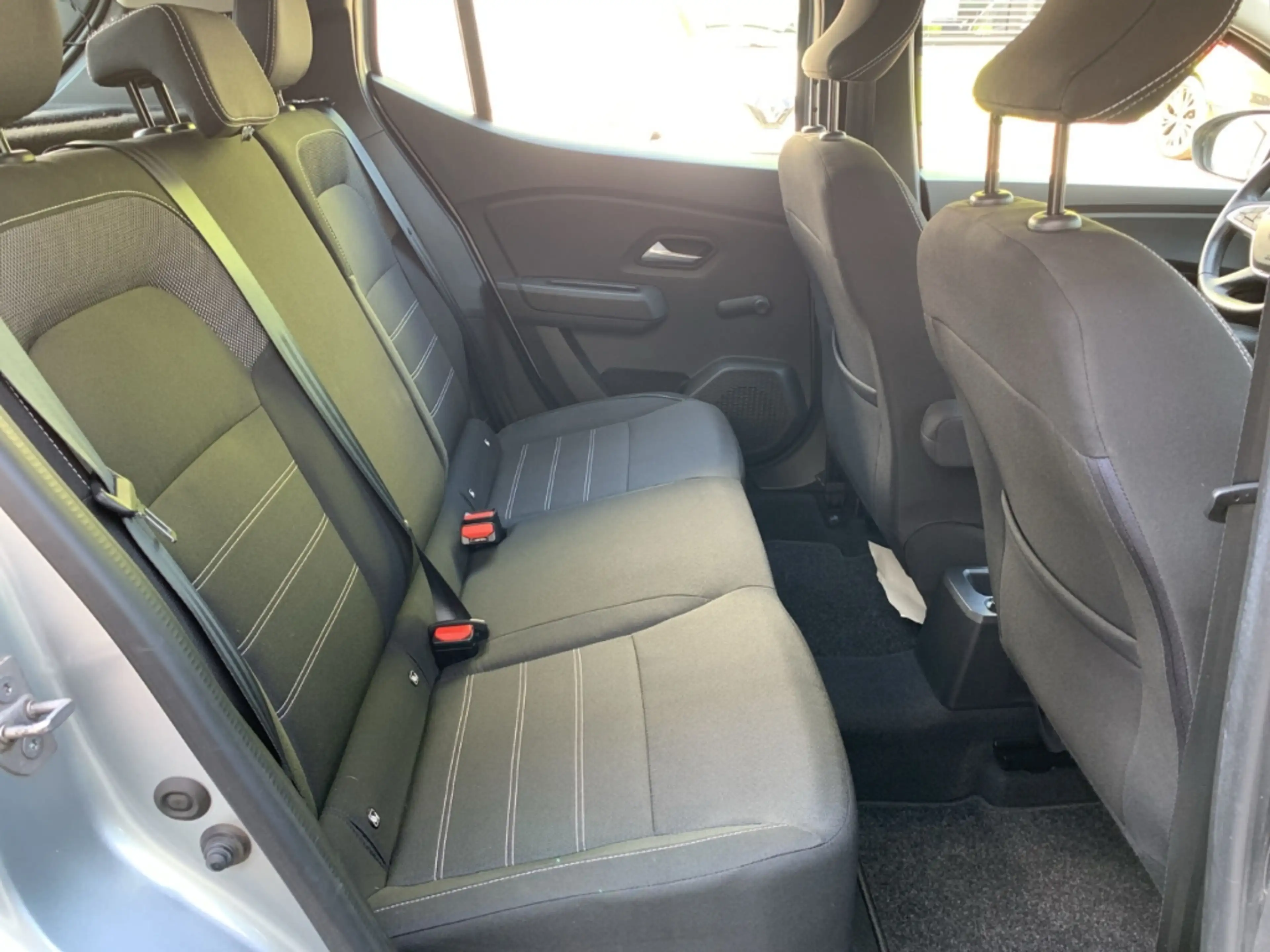 Dacia Sandero COMFORT TCE 100 ECO-G Comfort LPG+KLIMA+RADIO — photo 26