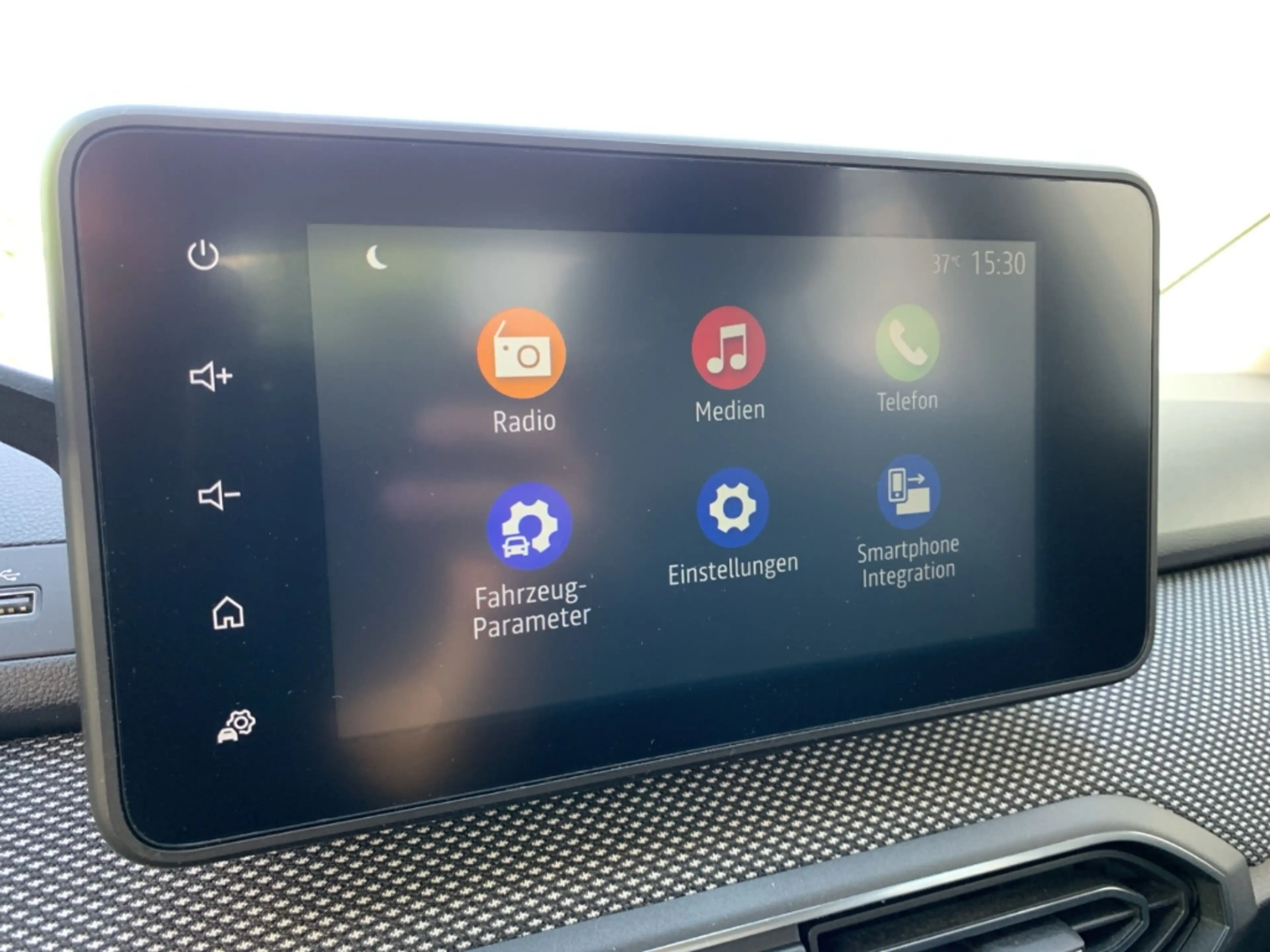 Dacia Sandero COMFORT TCE 100 ECO-G Comfort LPG+KLIMA+RADIO — photo 17