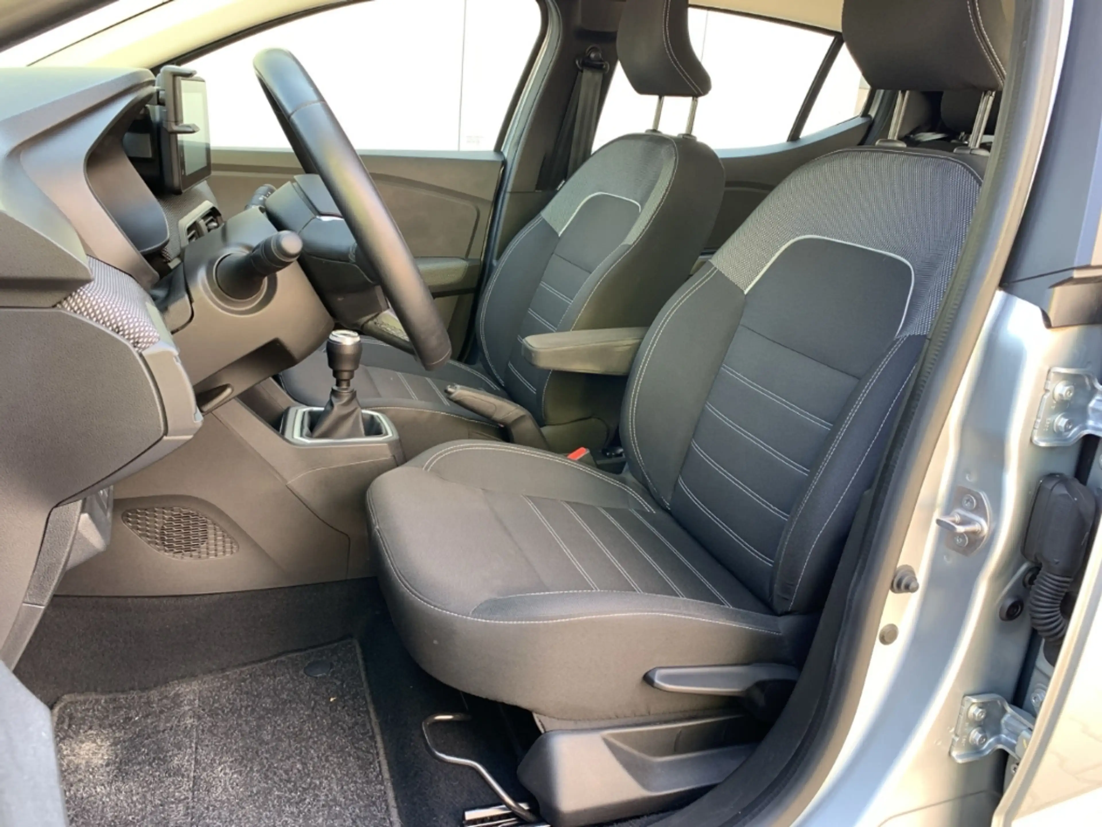 Dacia Sandero COMFORT TCE 100 ECO-G Comfort LPG+KLIMA+RADIO — photo 9