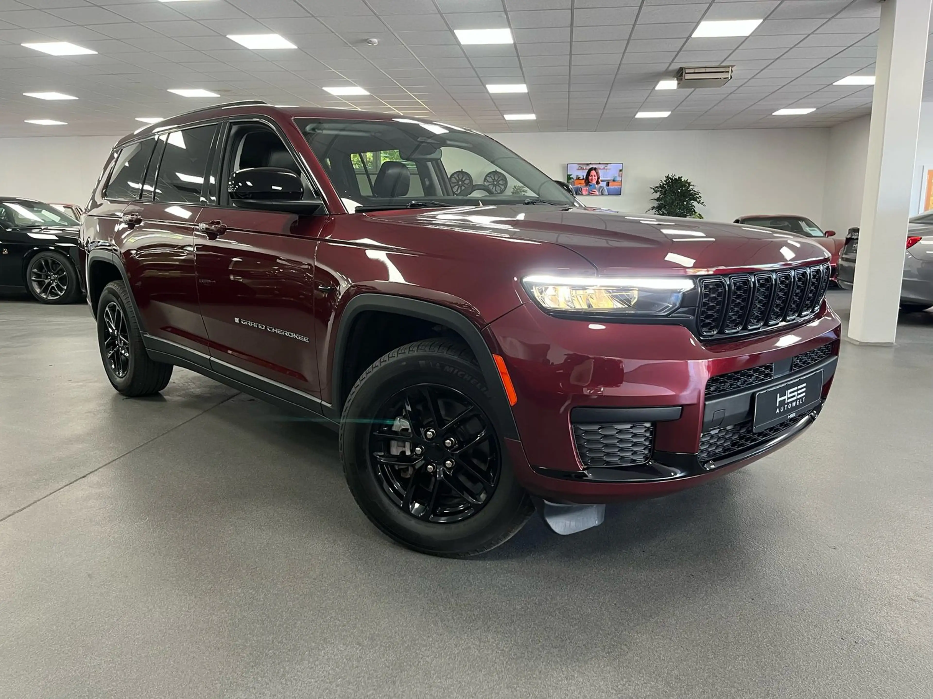 Jeep Grand Cherokee L Laredo 3,6l V6 *4x4 / LED / KAMERA* — photo 4