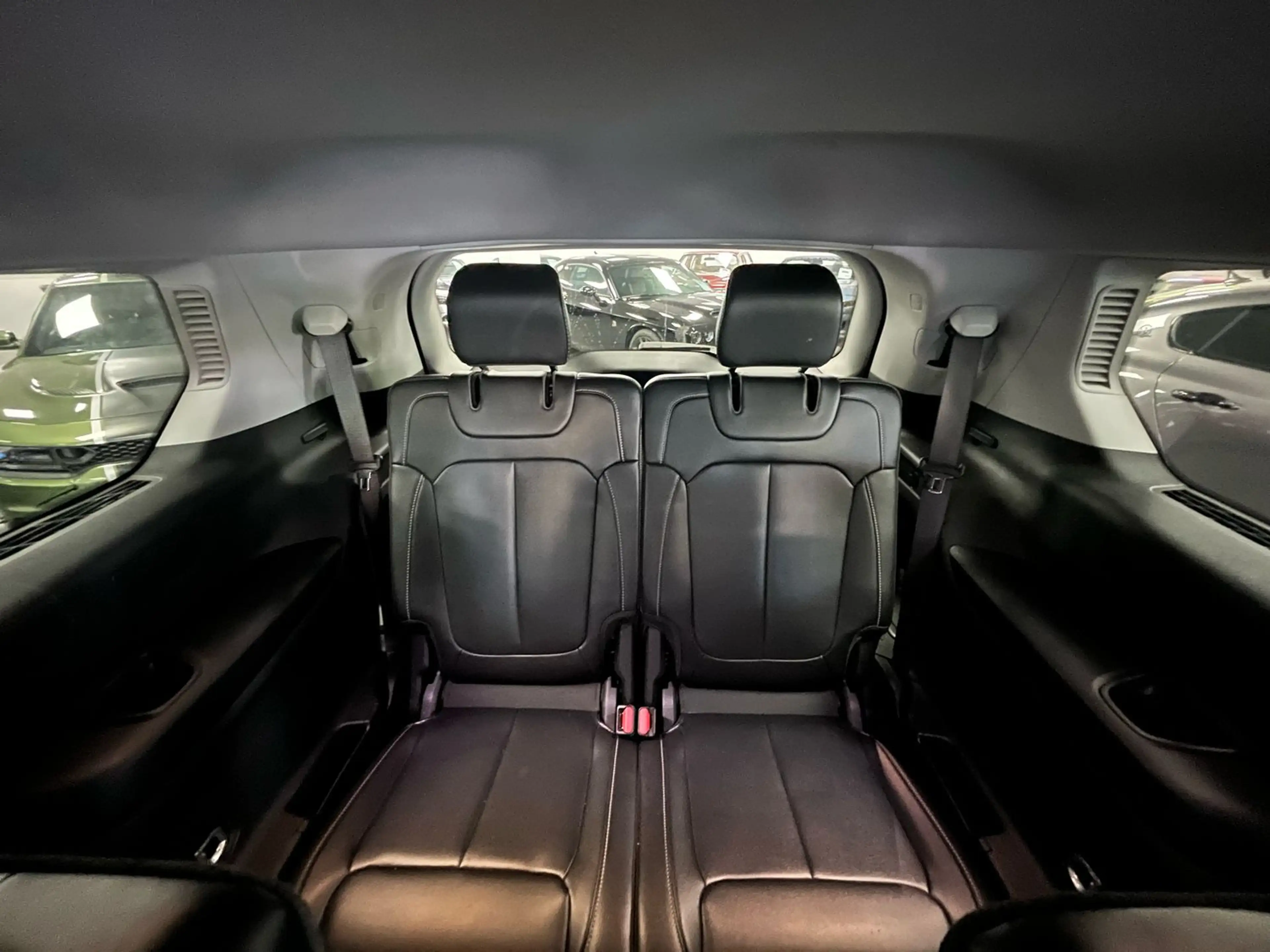 Jeep Grand Cherokee L Laredo 3,6l V6 *4x4 / LED / KAMERA* — photo 14