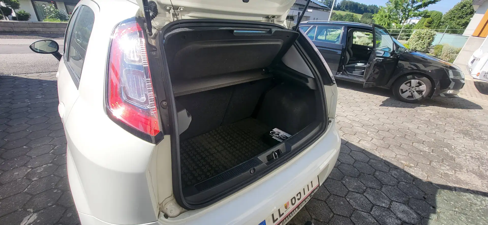Fiat Punto Grande Punto Weiß - 1