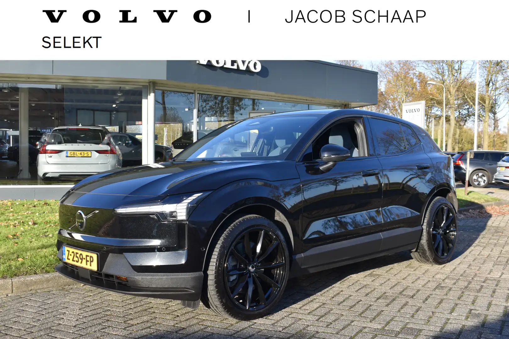 Volvo EX30 Twin Motor Performance 428PK Ultra 69 kWh | SoH 98 Zwart - 1