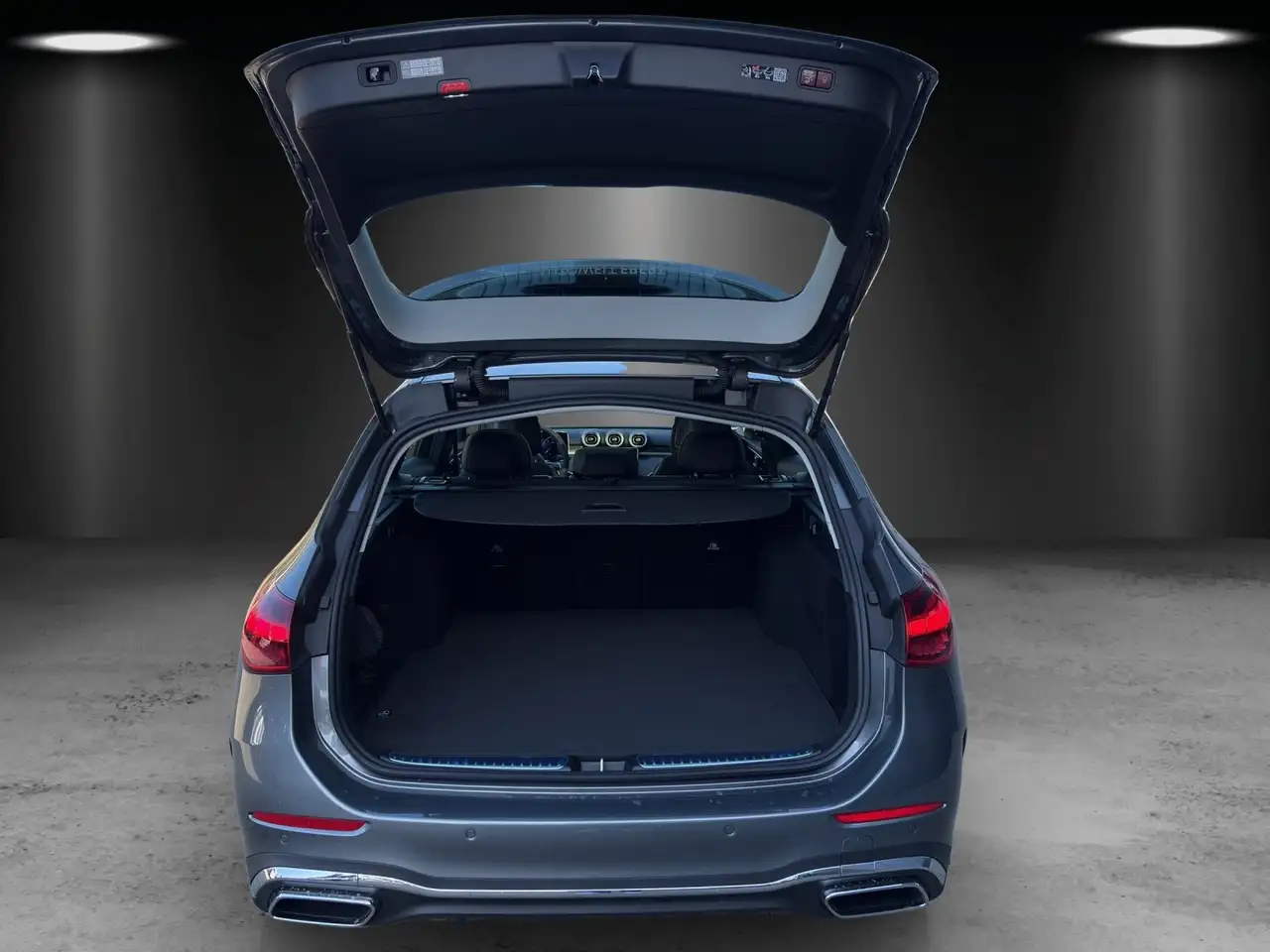 Mercedes-Benz C 300 d T EDITION AMG 360° AHK KEYGO PANO MEMORY 7