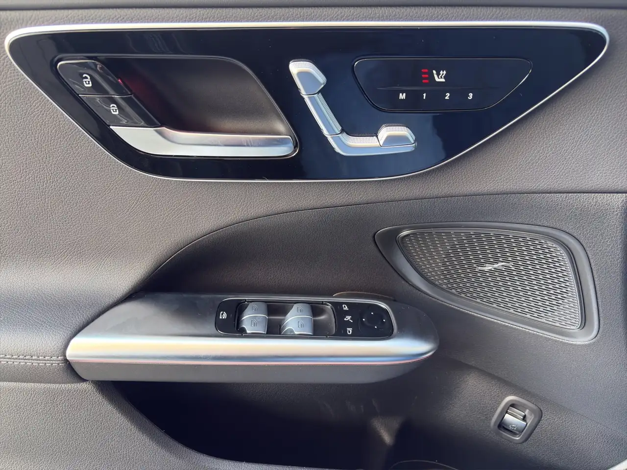 Mercedes-Benz C 300 d T EDITION AMG 360° AHK KEYGO PANO MEMORY 14